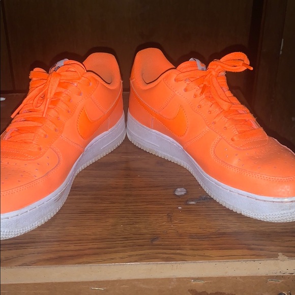 AF1 - Picture 3 of 4